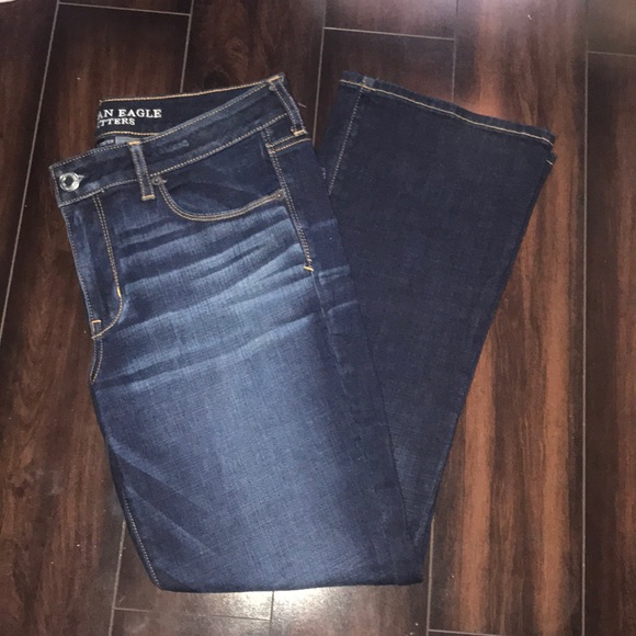 American Eagle Outfitters Denim - American Eagle Skinny Kick jeans